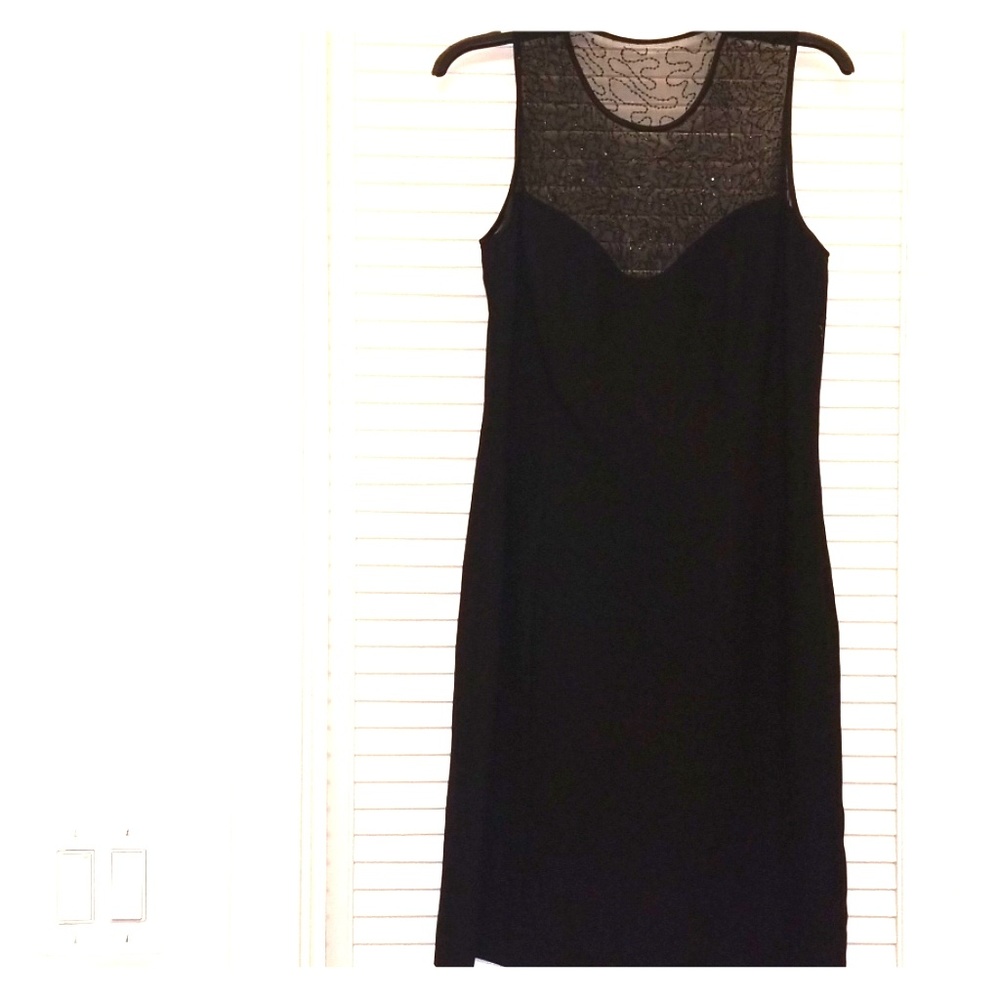 Jones New York Sheath Dress. Little Black Dress.